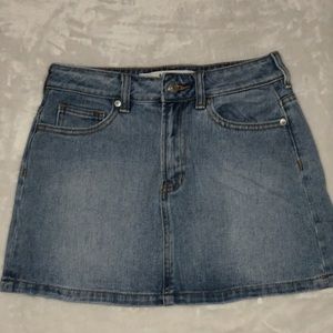 Super cute pac sun mini skirt